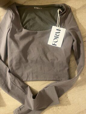 NWT FORM Square Long Sleeve Walnut XS